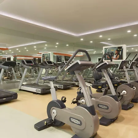 Ramada Plaza Hotel 5*