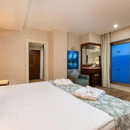Ramada Plaza Hotel