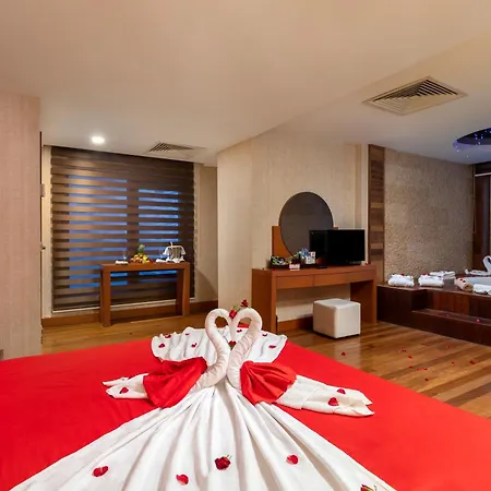Hotel Ramada Plaza Antalya