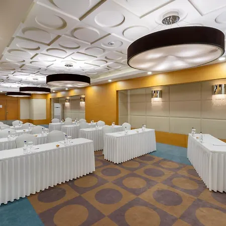Ramada Plaza Otel